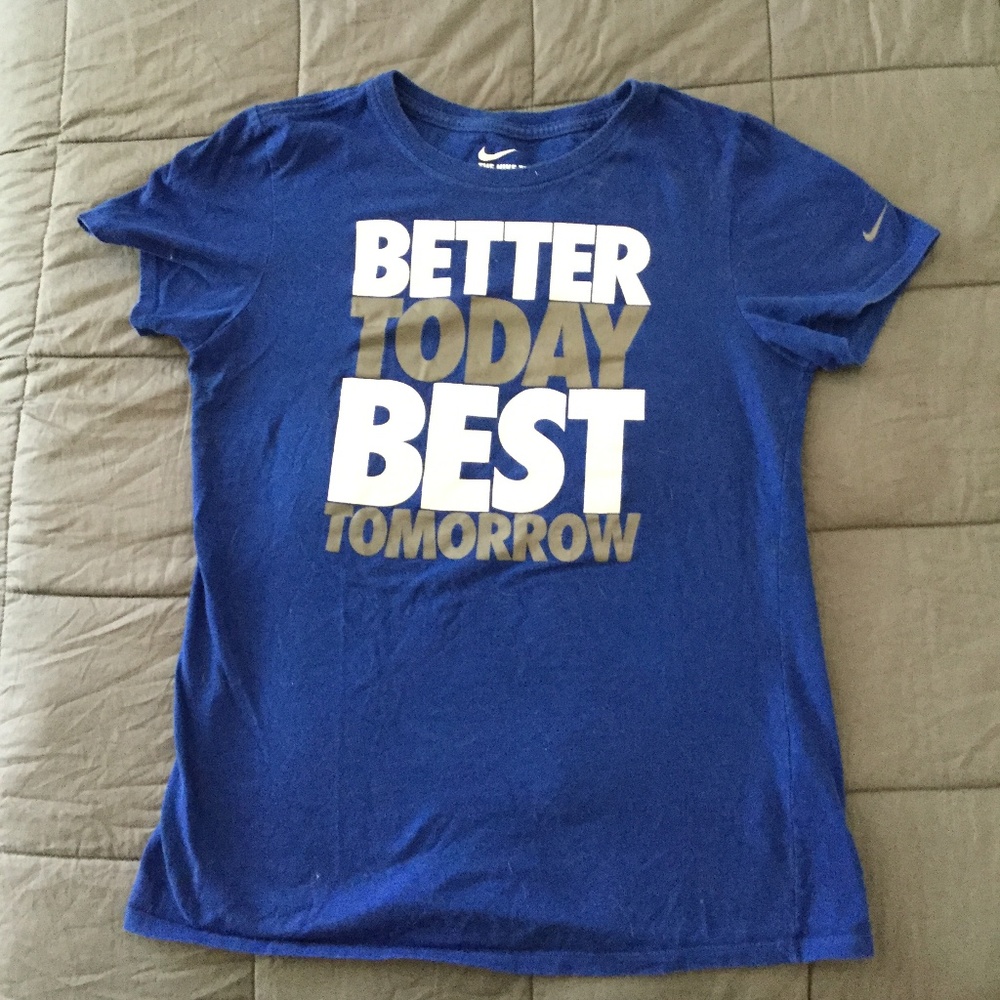 🌟 🌟 PRICE DROP Nike Tee Athletic